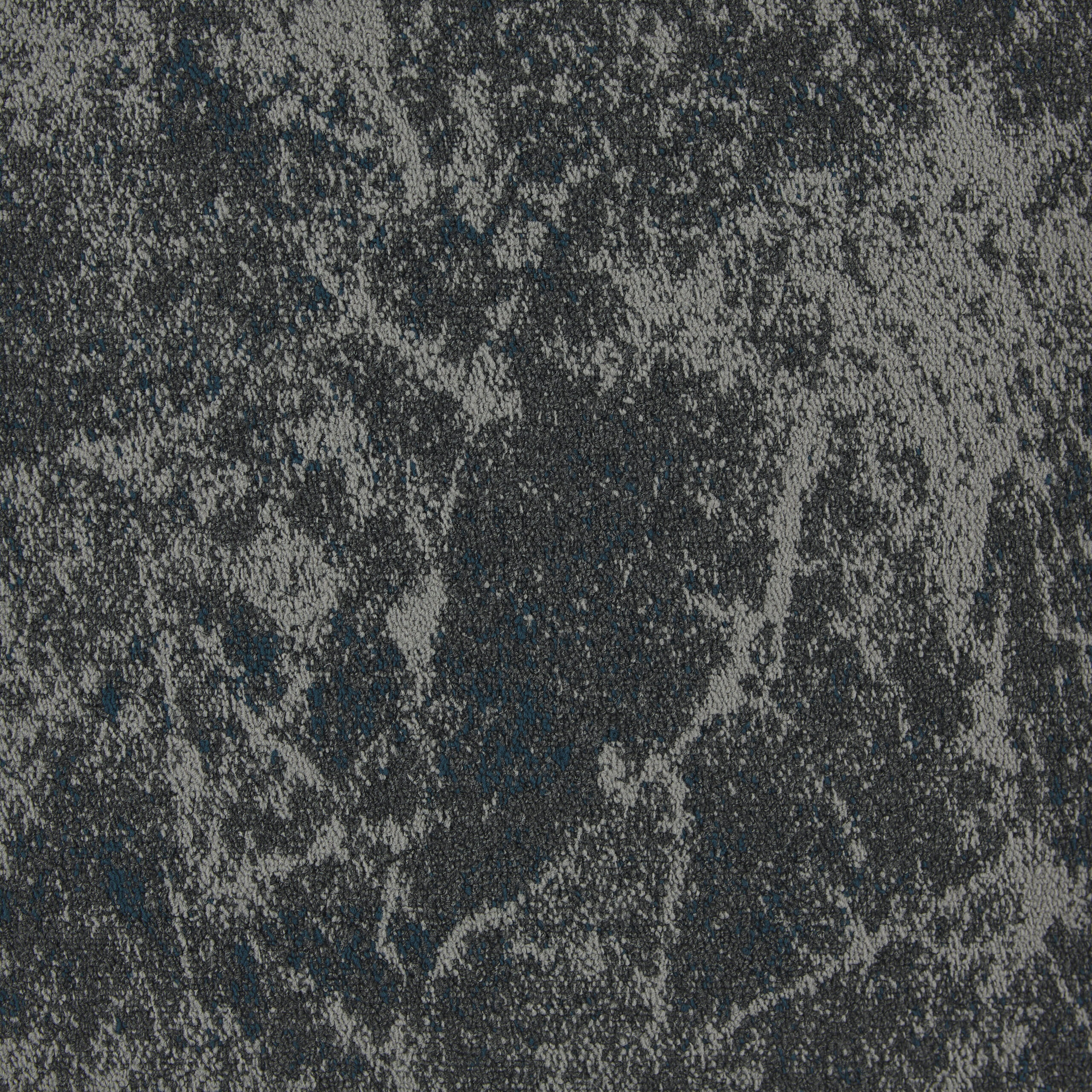 CRACKED CEMENT - Image 3